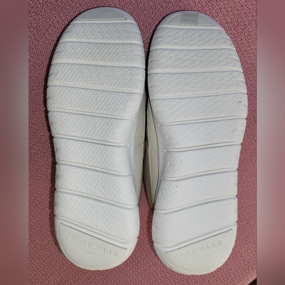 COLE HAAN Women's Generation Zerogrand Quilted Rec Booties size 8.5 - Picture 13 of 13